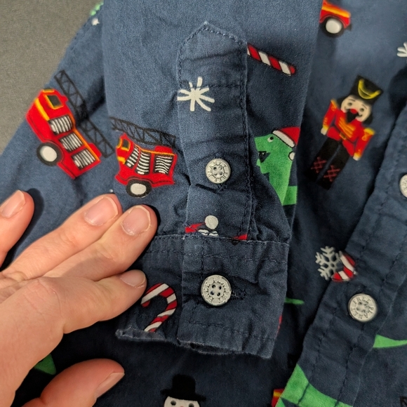 Lot of 2 (TWO) Toddler Boy Christmas Holiday Long Sleeve Shirts in Size 3T - Picture 7 of 7